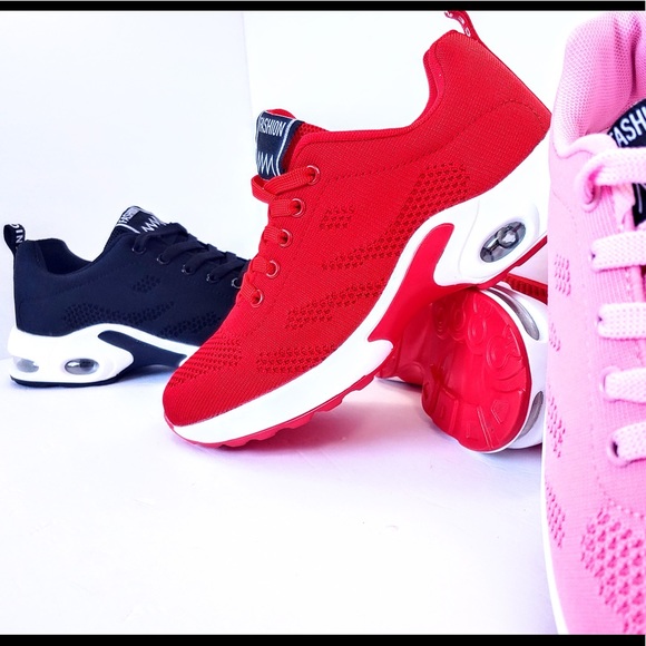 Shoes - Picture 7 of 8